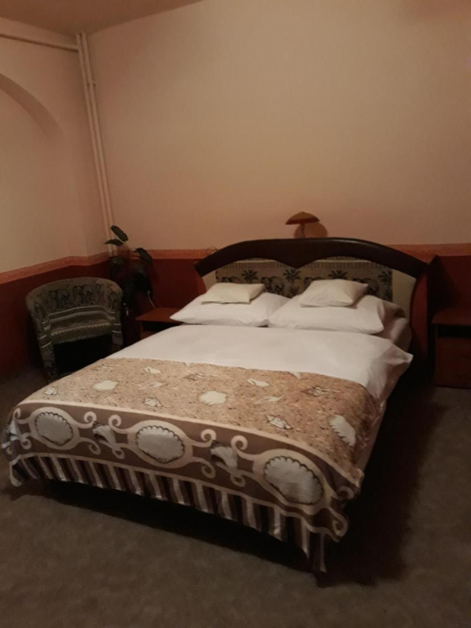 Fonix Panzio Hotel Papa Ngoại thất bức ảnh